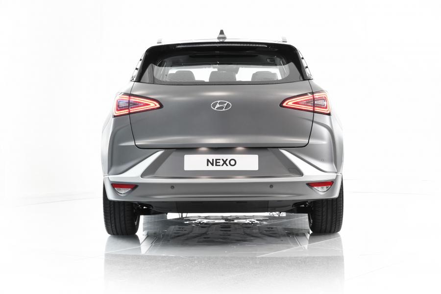  Hyundai NEXO 2018 года  (WW) (фото 18 из 41)